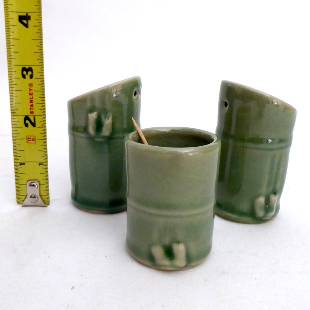 VINTAGE JAPAN CERAMIC BAMBOO SHAPED SALT PEPPER SHAKER TOOTHPICK HOLDER SET - Picture 2 of 9